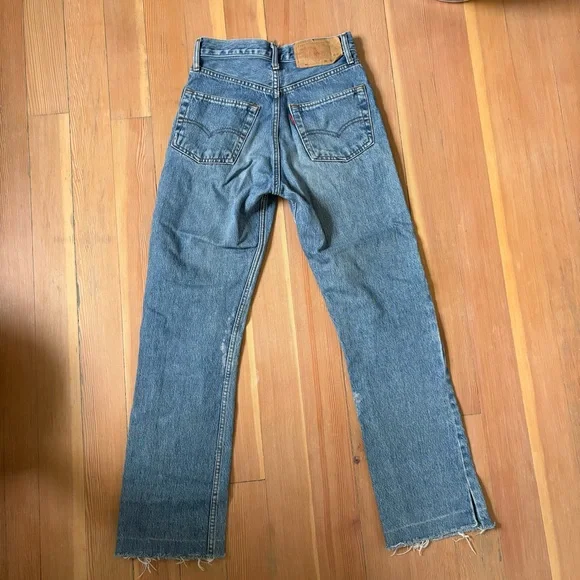 Vintage Levi’s 501 Blue Jeans Raw Hem - Picture 2 of 16